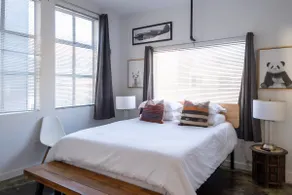 2 bed 2 bath w/ Sleeper sofa w/ Private Roof Deck - Image 2