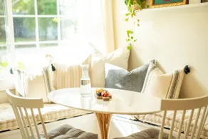 Inn Season Cottage-Cozy Florida Living - Image 2