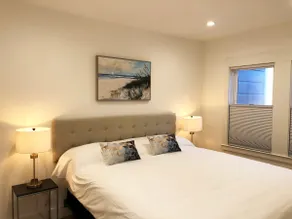 Spacious 1-Bedroom Apt in Downtown Sausalito - Image 3