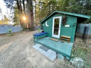 Moonshack w/ hot tub, redwoods, dog friendly, EVC - Image 2
