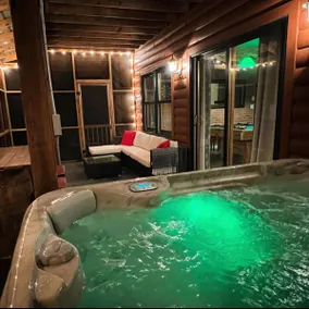 Treehouse Lodge | Modern Cabin with Mountain Views - Image 2