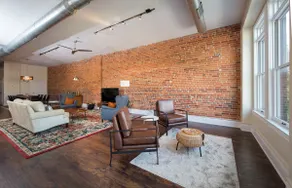 Beautiful 2BR/2BA Loft Apartment Downtown Wooster - Image 2