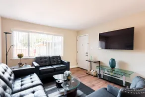 Posh home near Santana Row for vacation/business - Image 2