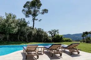 Beautiful Romantic Villa with Spectacular View - Image 3