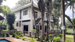 (Dec 2023 Renovated) 4 Bedroom House with Pool - Image 2