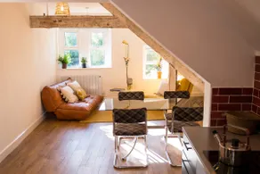 Stylish hideaway in the centre of Frome - Image 5