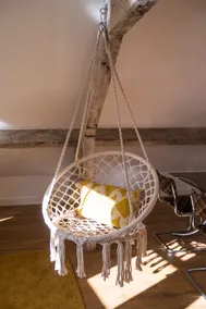 Stylish hideaway in the centre of Frome - Image 4