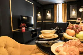Beautiful apartment with Jacuzzi. - Image 3