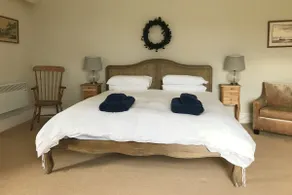 2 bed, stone cottage in stunning coastal location - Image 4
