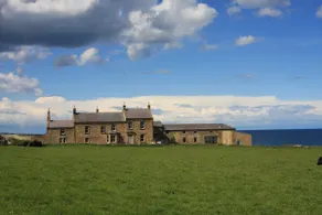 2 bed, stone cottage in stunning coastal location - Image 3