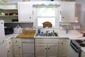 ”Off the grid” 3 bedroom cottage in Bowling Green - Image 3