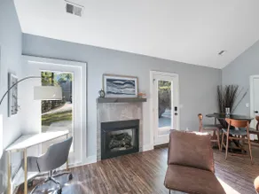 Modern Escape At The Cove - Image 3