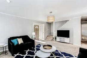 Spacious 2,500 Sq Ft Wichita Home -3 Showers-2 Tubs-Near Base & Arena - Image 4