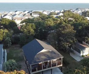 Beautiful Beach Home -3 min walk to beach -with golf cart option - Image 5