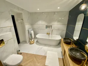 Lovely apartment with terrace and free parking - Image 3