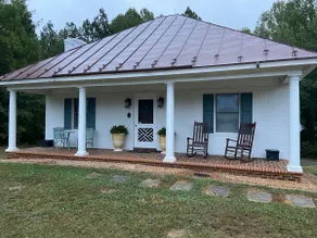 The Cottage at Hardware Hills Vineyard - Image 2