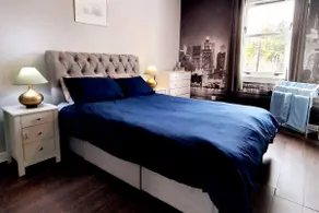 Cosy 2-BDR Apartment & 15 minutes to Edinburgh by train & Free Parking - Image 3