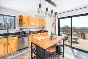 Freshly Remodeled Cabin w/ stunning Lake Views - Image 2