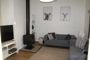 Cosy 3 bedroom cottage in the centre of Kingscote - Image 2