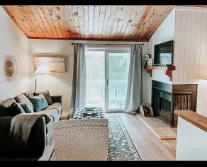 Loft-e-Lagoon -No Cleaning fee-Grated community-2 minute to the beach - Image 2
