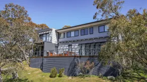Dacha Mountain Chalet | Crackenback Resort | Large - Image 2