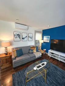 Best location in Ptown,1 Bedroom,PARKING/WaterVIEW - Image 3