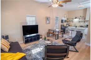 3 BR1 BA Remodeled Home Near Downtown - Image 5