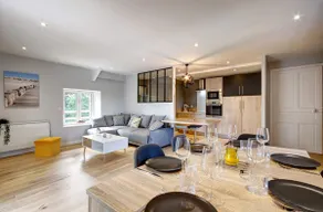 Sea view, large 2-bedroom, Terrace, South, Electric bikes - Image 4
