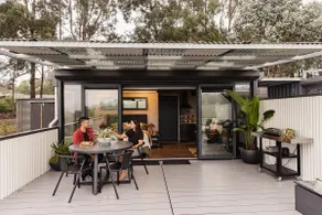 Lorne Luxury Container- East - Image 5