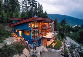 Mountain Haus - Iconic Panorama Views w/AC - Image 2
