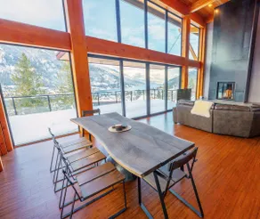 Mountain Haus - Iconic Panorama Views w/AC - Image 4