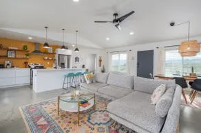 Valley View House- hot tub, fire pit & cowboy pool - Image 3