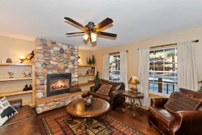 Big 10 Luxury Cabin/Walk to Snow Summit- HotTub - Image 4