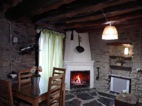 La Abuela Mercedes Rural House in Trevélez - Image 3