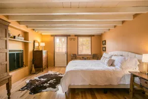 The Bridge House - Image 2