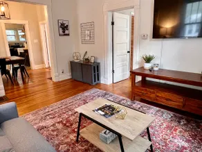Cozy Bungalow w/ Nespresso Coffee Maker! - Image 4