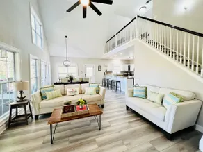 Southern Living Lake Oconee Home in a Cove! - Image 5