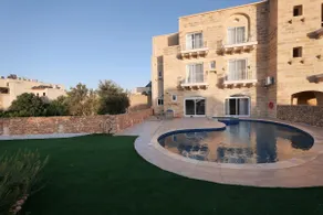 Is-Settah 2 Xaghra Gozo Villa with pools & garden - Image 2