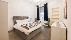 Entire Bottom Floor - Bemersyde Villa - Image 5