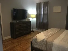 Modern apartment in the city - Image 3