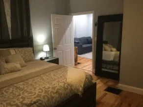 Modern apartment in the city - Image 4