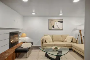COZY⚡️CLEAN⚡️MODERN Updated Private-2BR Guest Suite - Image 3