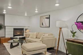 COZY⚡️CLEAN⚡️MODERN Updated Private-2BR Guest Suite - Image 5