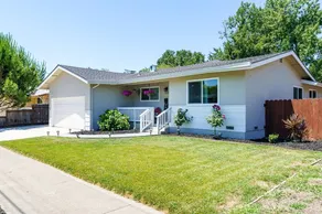 Home near Calistoga w/ heated pool & hot tub - Image 2