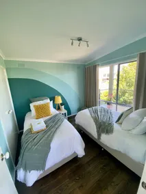 Salty Paws Dog Friendly Luxe Cottage - Image 4