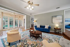 Luxury Wellington Home With A Beautiful Pool - Image 3
