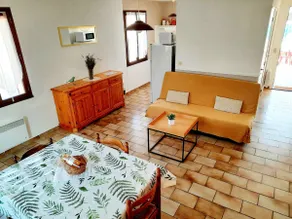 Comfortable apartment in Balazuc vacation village, with shared pool. - Image 3