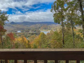 Amazing views, 4 min to town, Hot tub, Private - Image 2