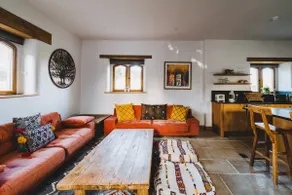 Beautiful, Eco-friendly Coach House in Nature - Image 3