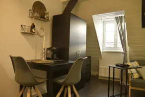 Stylish old building apartment, apartment > time out < - Image 3